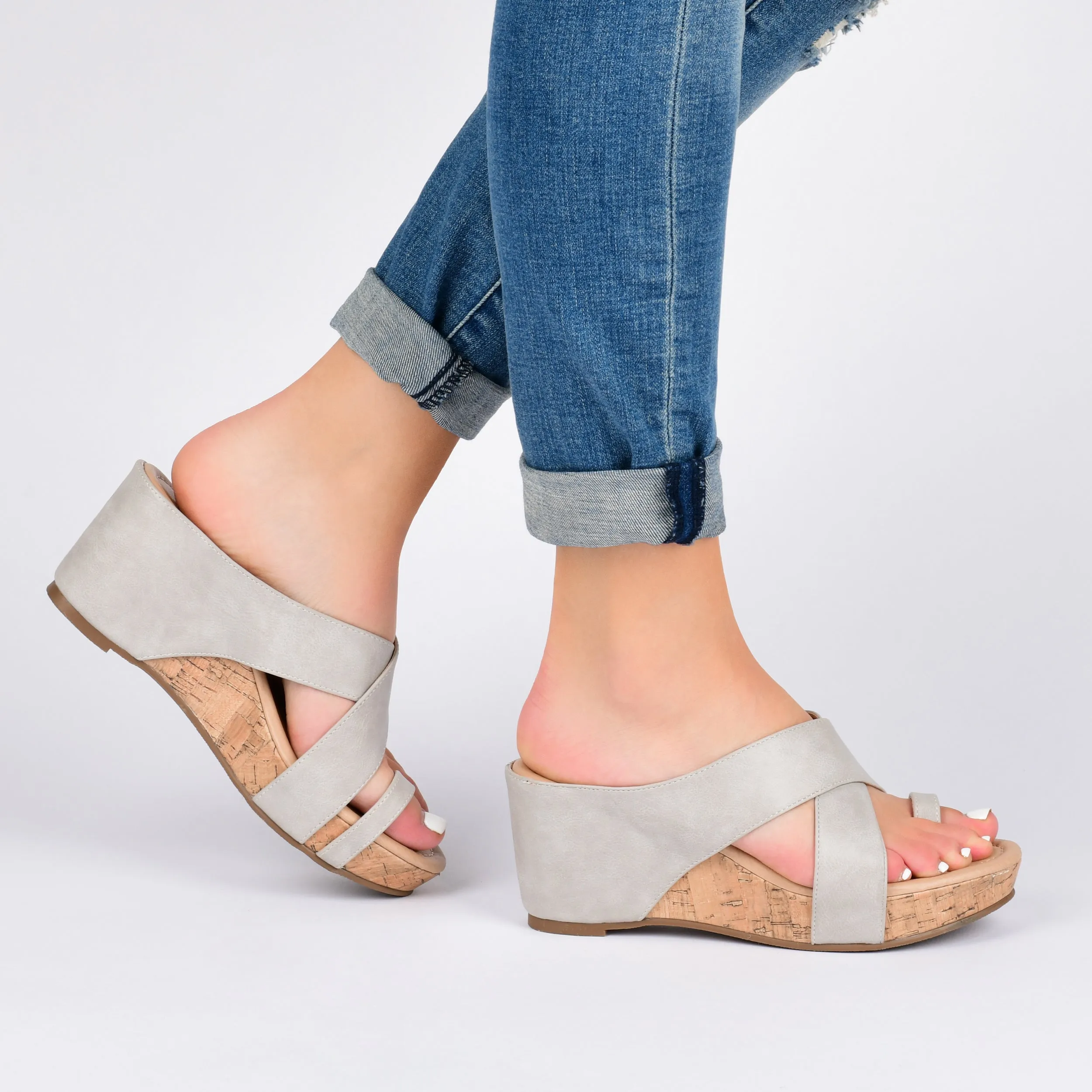 Journee Collection Women's Tru Comfort Foam Rayna Wedge Sandal